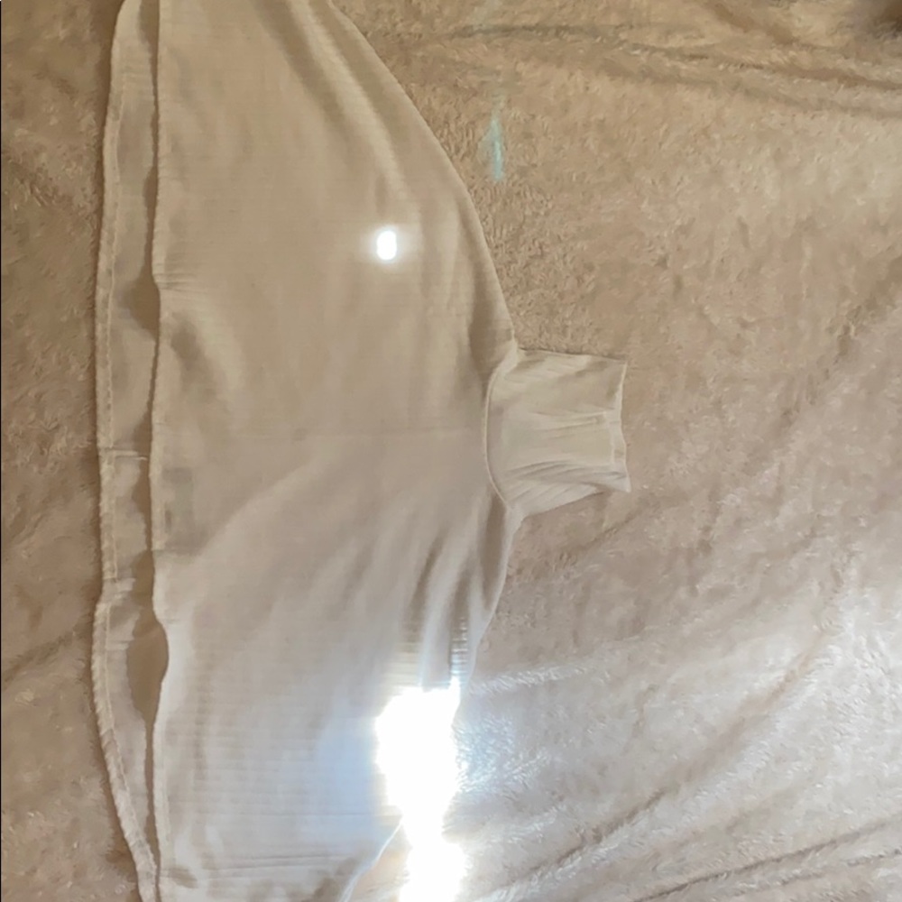 Fashin top - Picture 6 of 6